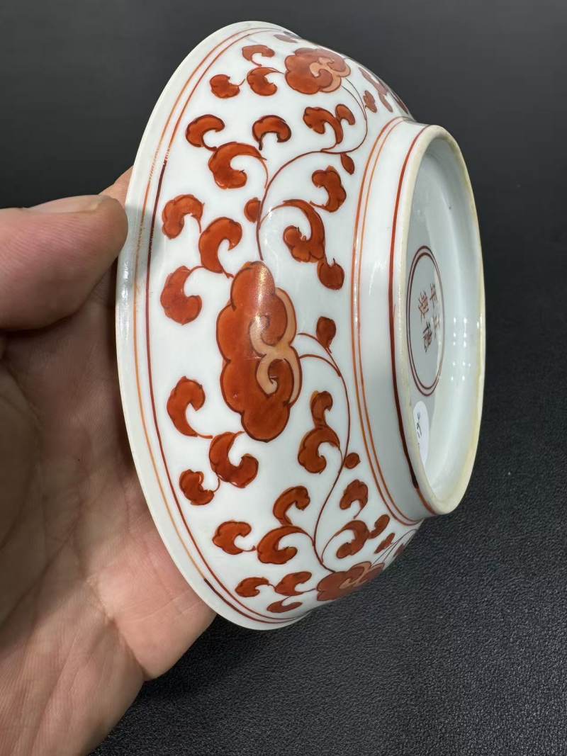 清康熙 矾红灵芝花卉纹盘 - 图4