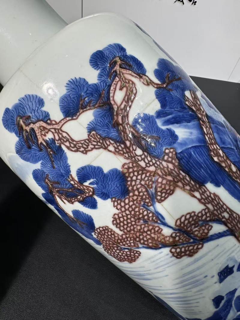 清康熙 釉下三彩山水纹棒槌瓶 - 图7