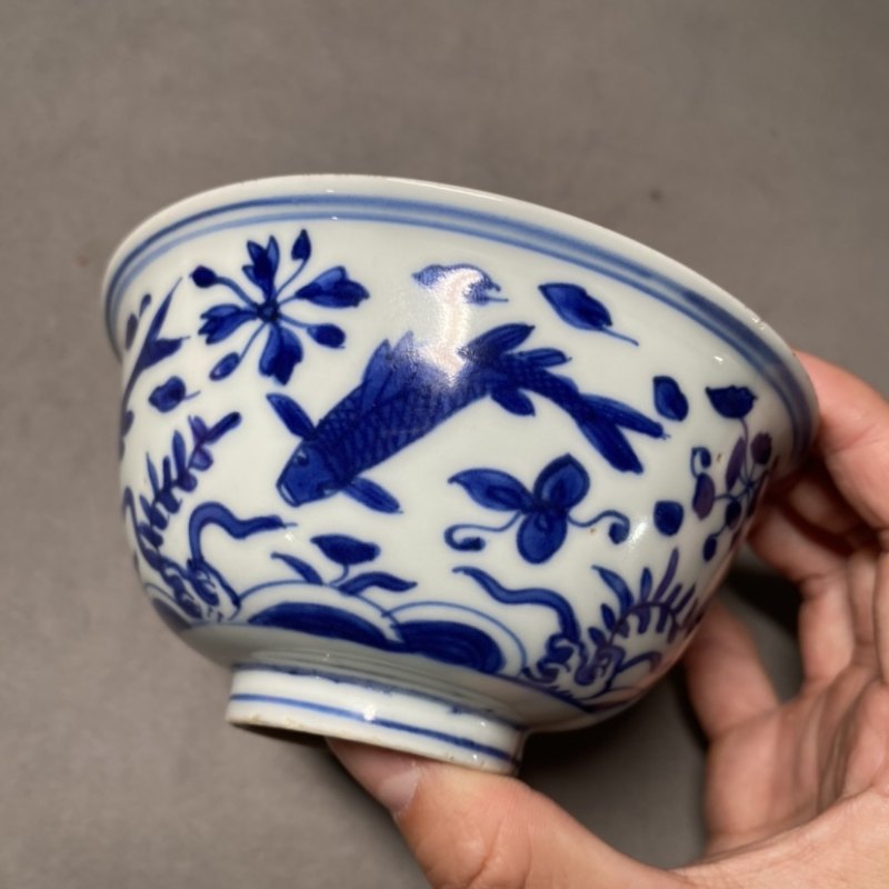 明万历 青花鱼藻纹碗一对 - 图13