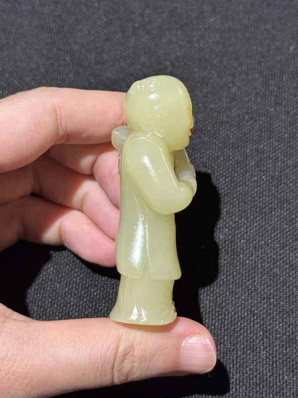 清乾隆 黄玉持桃童子 - 图5