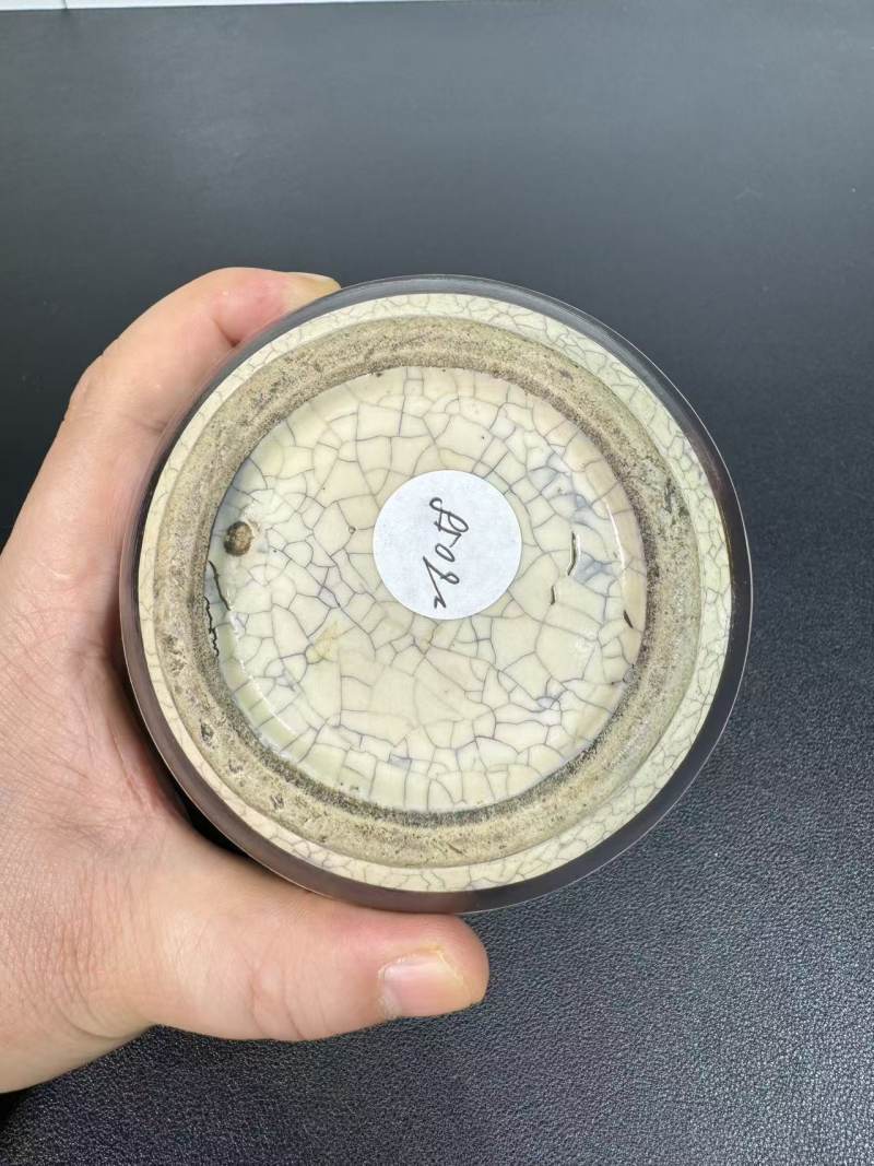 清康熙 仿磁州窑剔花撇口瓶 - 图8