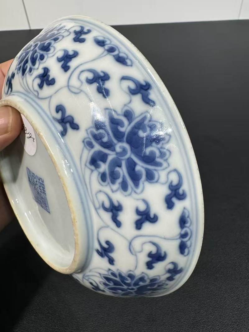 清道光 青花缠枝莲纹盘 - 图4