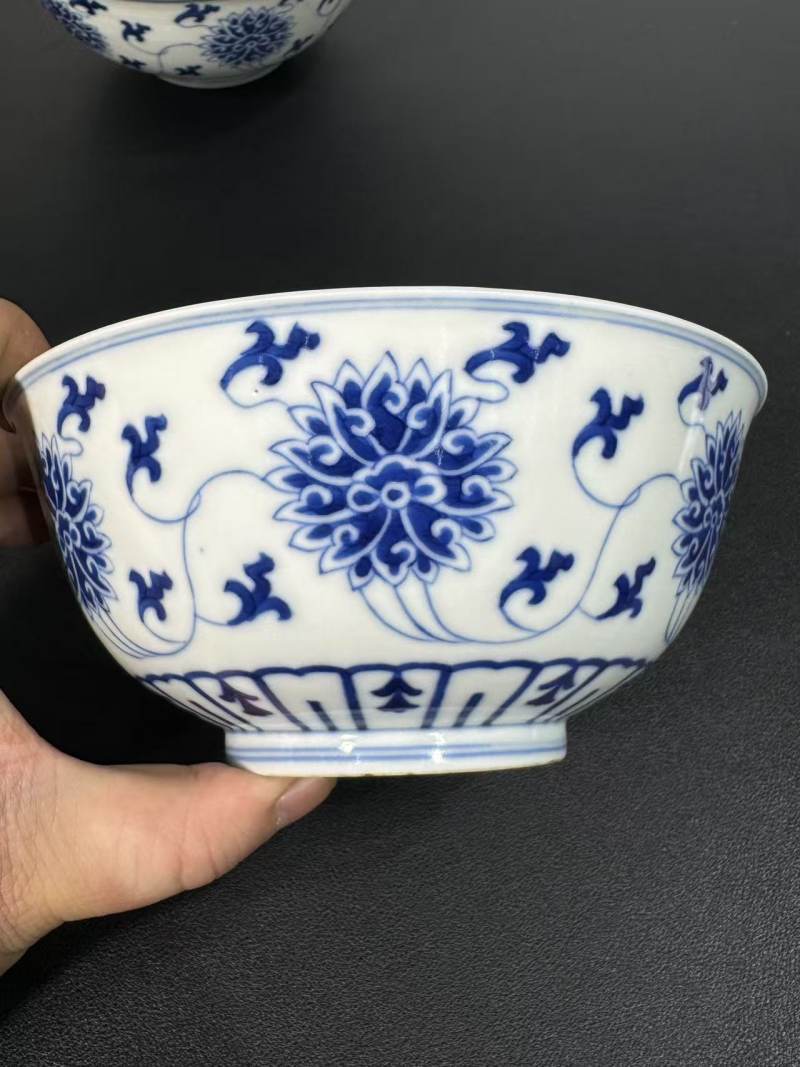 清咸丰 青花缠枝莲纹碗一对 - 图3