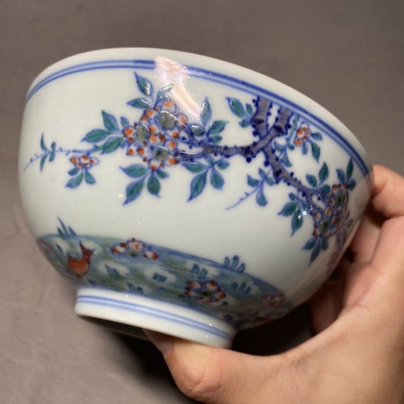 清康熙 斗彩落花游鱼图碗一对 - 图11