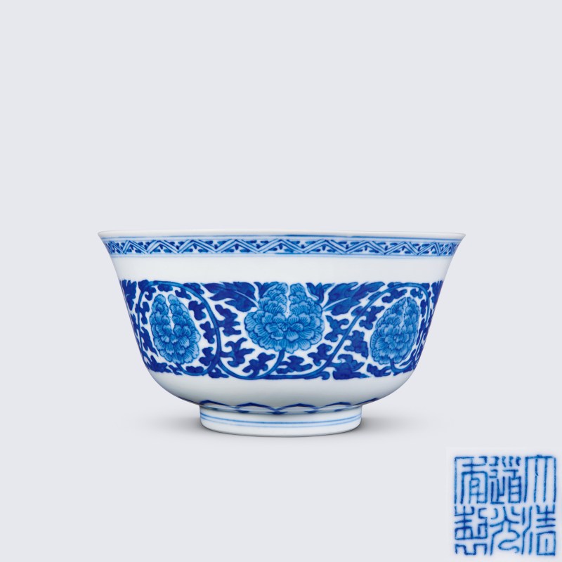 清道光 青花缠枝牡丹纹碗 - 图1
