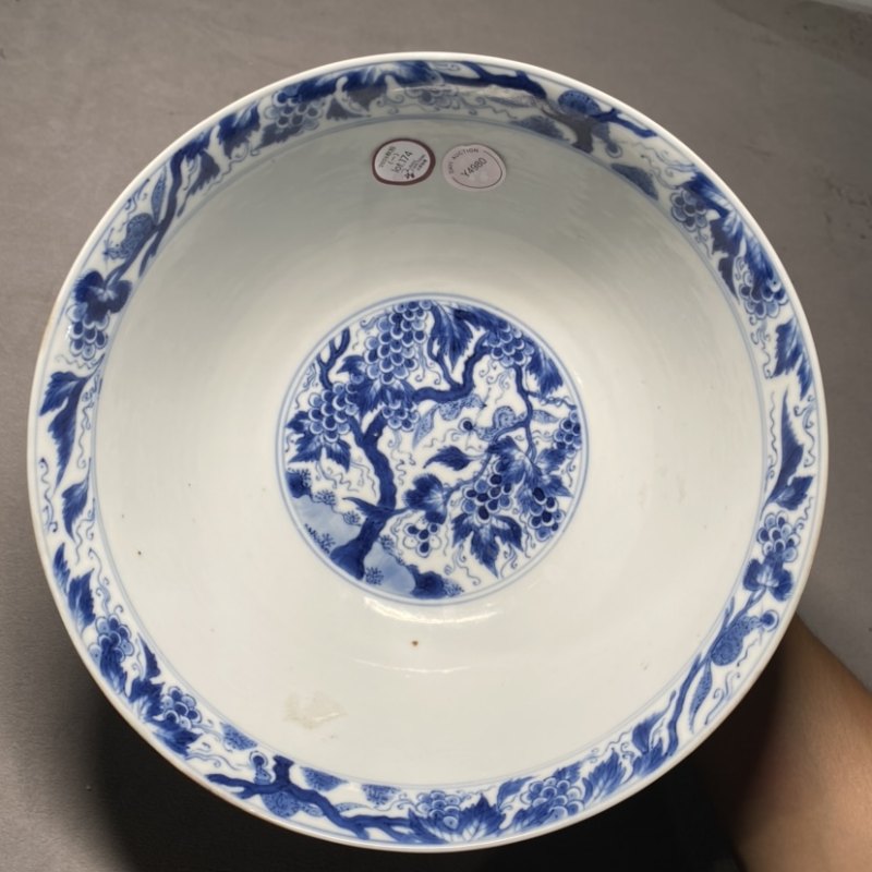 清康熙 青花松鼠葡萄纹碗 - 图7