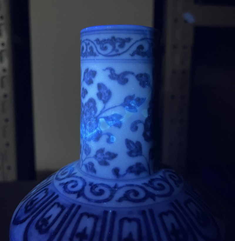 清乾隆 青花折枝花卉纹纸槌瓶 - 图15