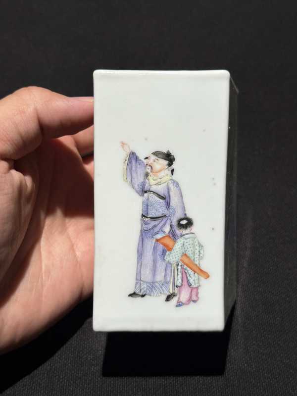 民国 粉彩商山四皓图笔筒 - 图9