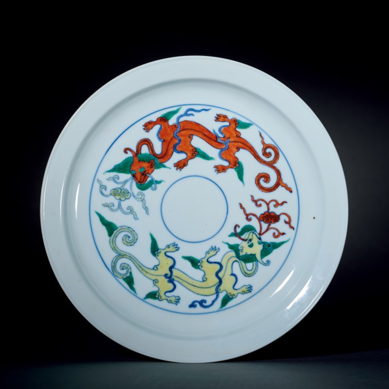 清康熙 五彩仿玉璧螭龙纹盘 - 图1