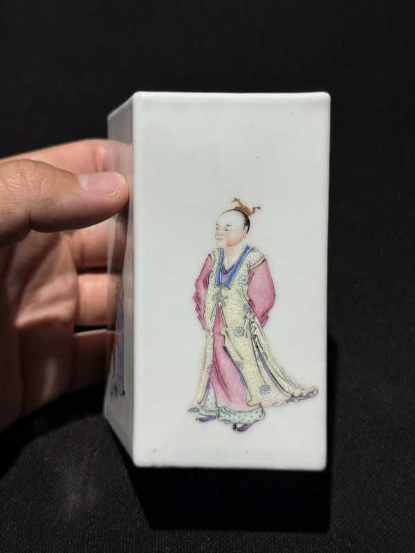 民国 粉彩商山四皓图笔筒 - 图10