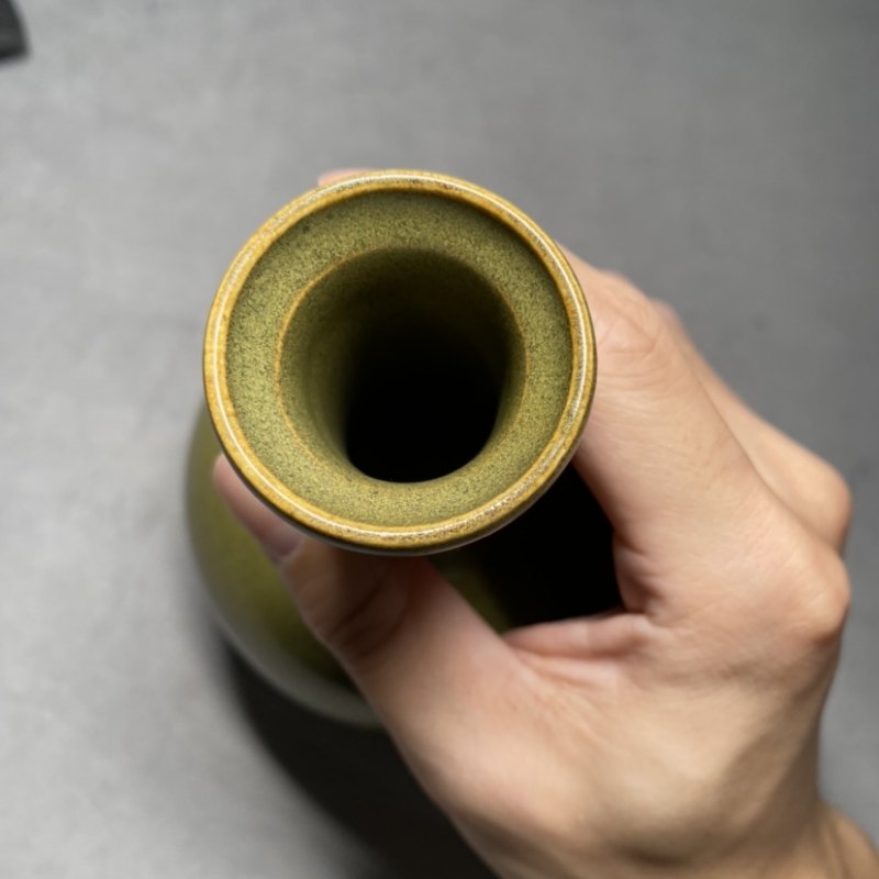 清乾隆 茶叶末釉纸槌瓶 - 图9