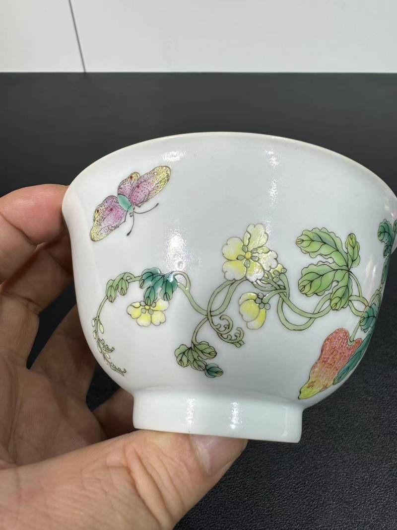 清嘉庆 粉彩过枝瓜瓞绵绵纹碗 - 图4