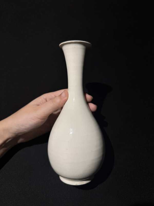 明 白釉柳叶净瓶 - 图5