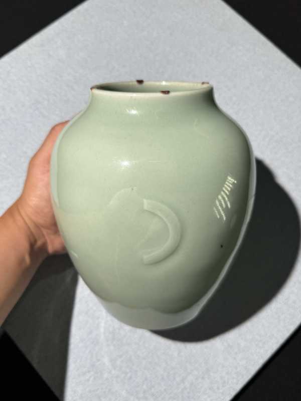清乾隆 豆青釉月牙罐 - 图5