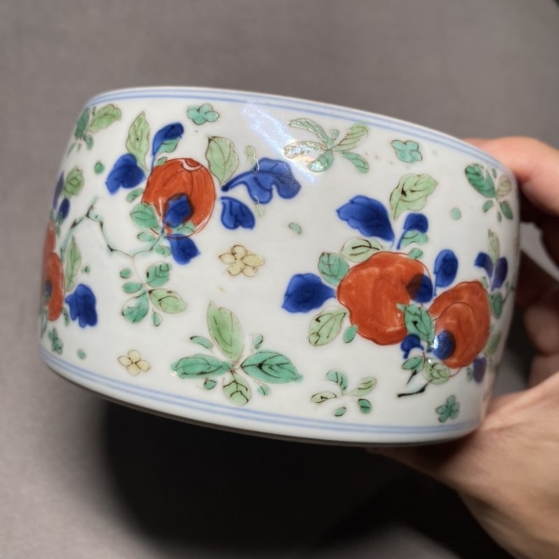 清康熙 青花五彩花果纹蟋蟀罐(盖为后配) - 图10