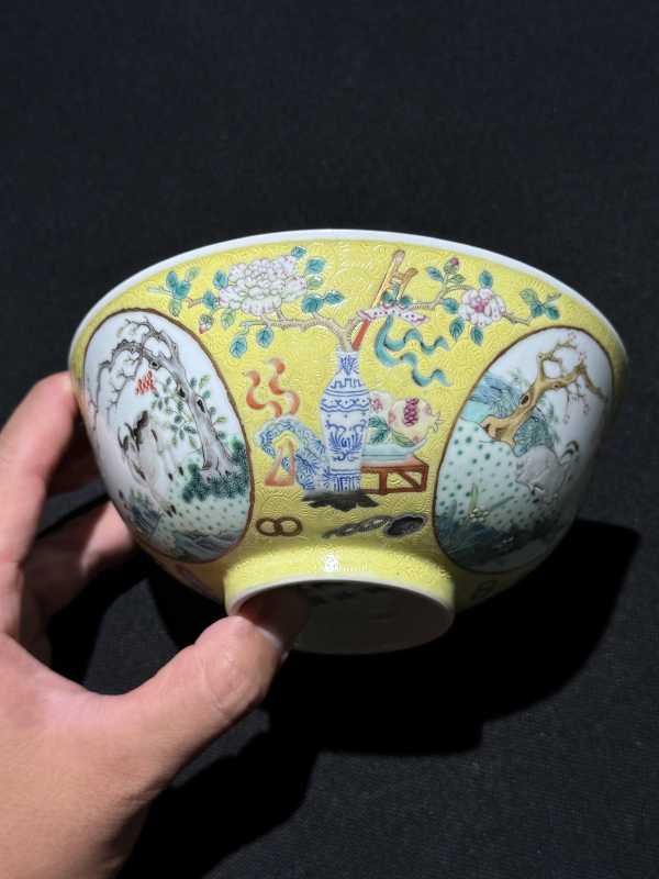 清光绪 内青花外黄地轧道洋彩开光三阳开泰图膳碗 - 图8
