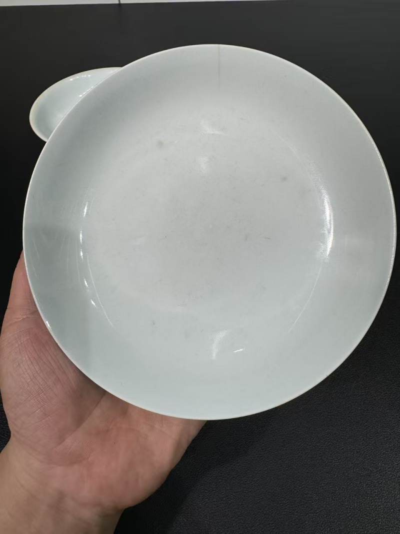 清乾隆 霁蓝釉盘一对 - 图5
