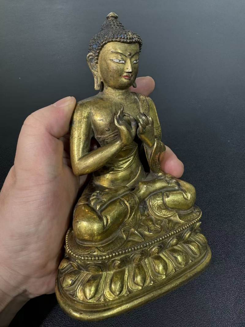 清乾隆 京造铜鎏金燃灯佛 - 图6