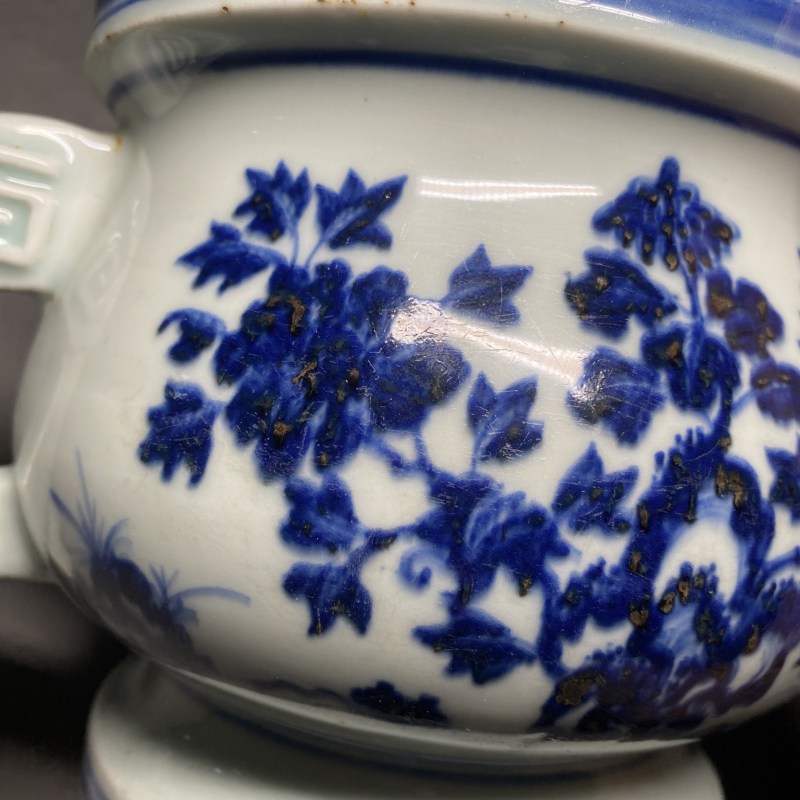 明正统 青花花卉纹双耳簋式炉 - 图7