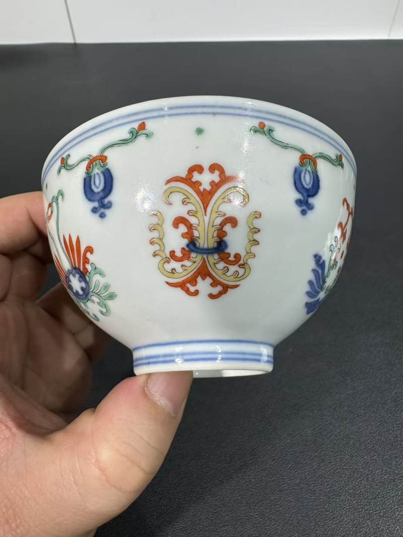 清道光 青花加彩忍冬纹茶圆 - 图4