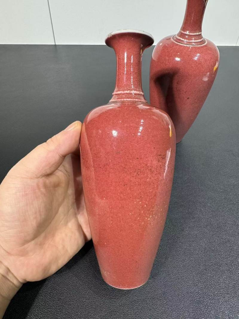 清 豇豆红莱菔瓶一对 - 图6