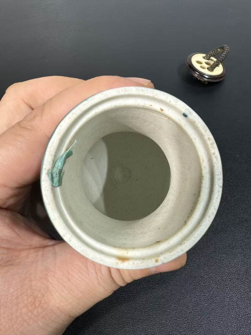 清康熙 孔雀蓝釉鸡心式蝈蝈葫芦 - 图9
