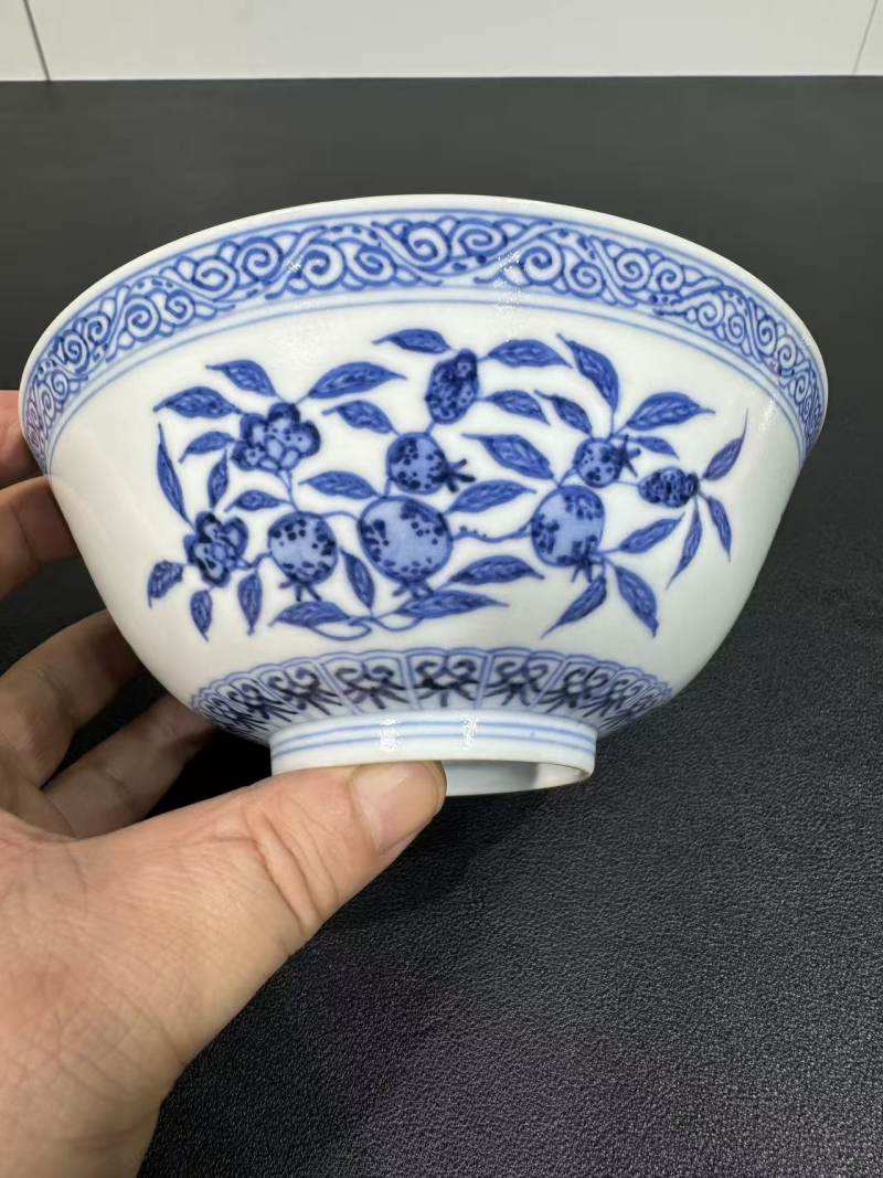 清道光 青花三多纹碗 - 图3