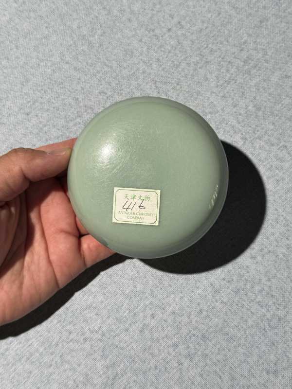 清乾隆 豆青釉月牙罐 - 图10