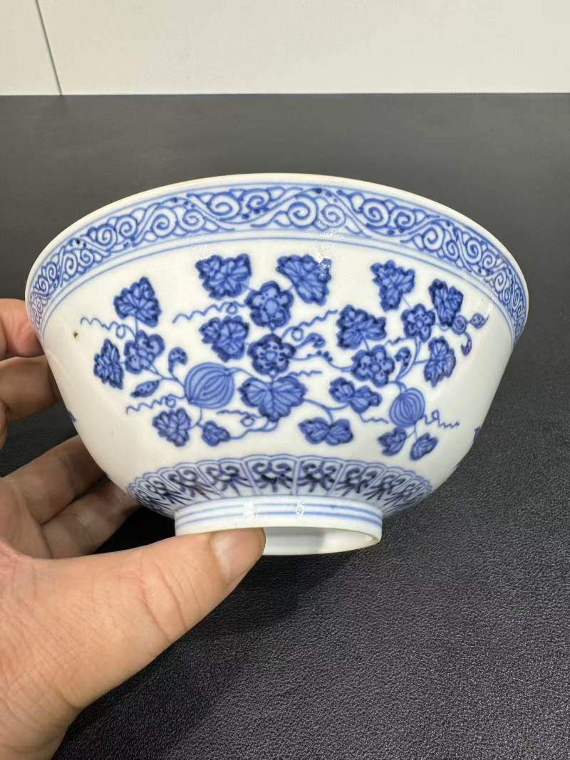 清道光 青花三多纹碗 - 图4