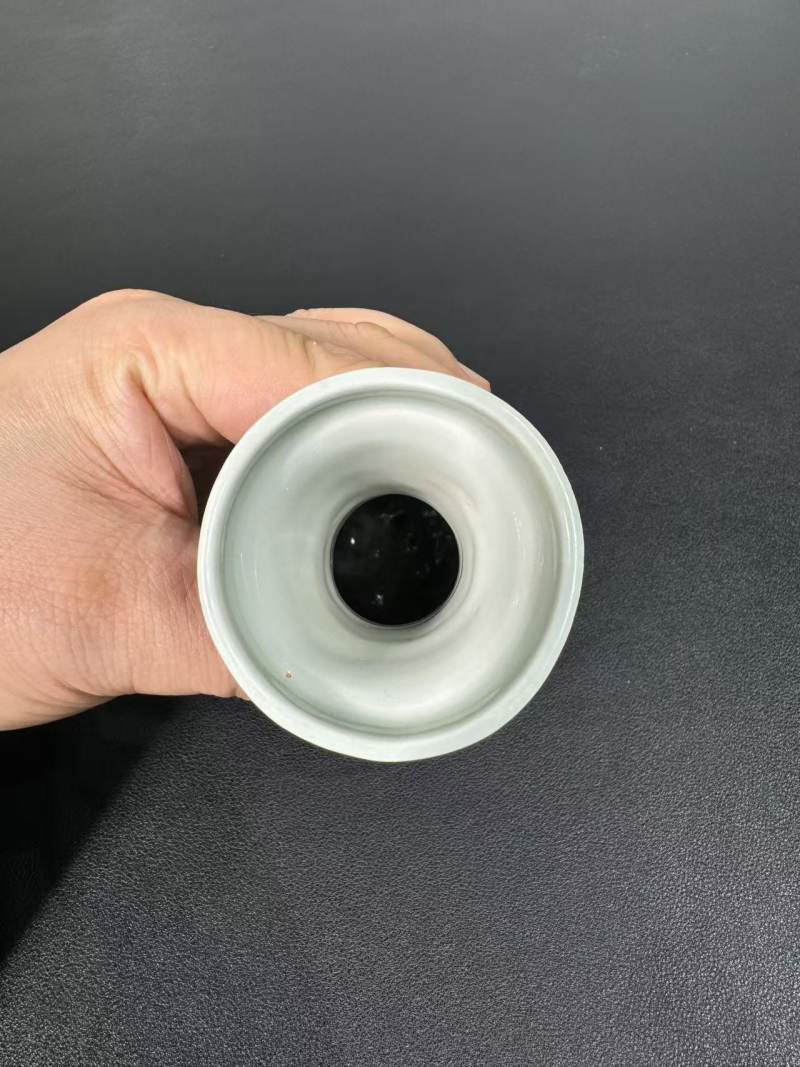 明嘉靖 青花八仙图盘口瓶 - 图7