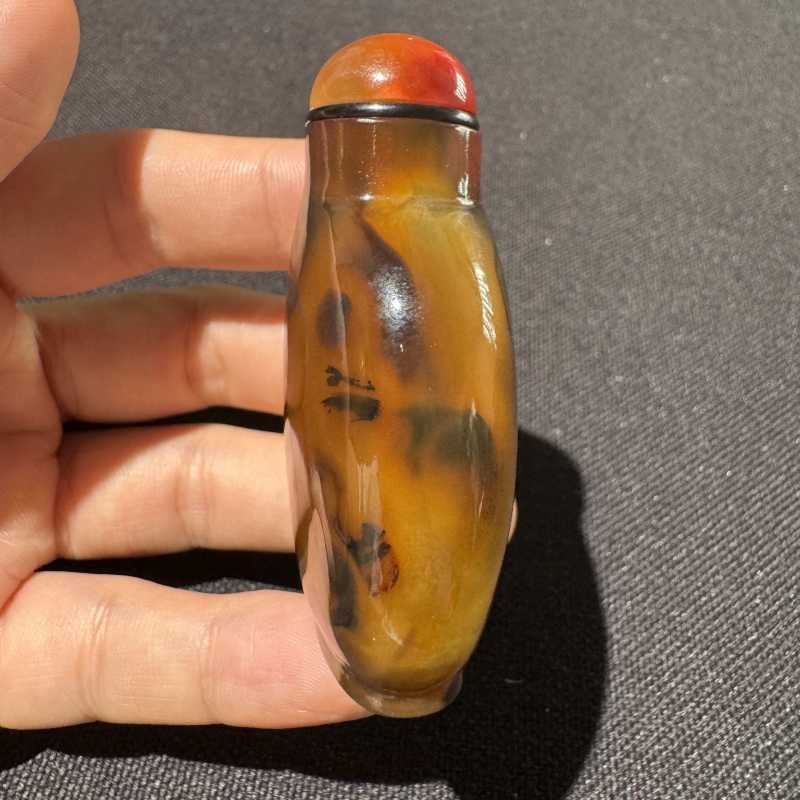 清 灵猴影子玛瑙鼻烟壶 - 图3