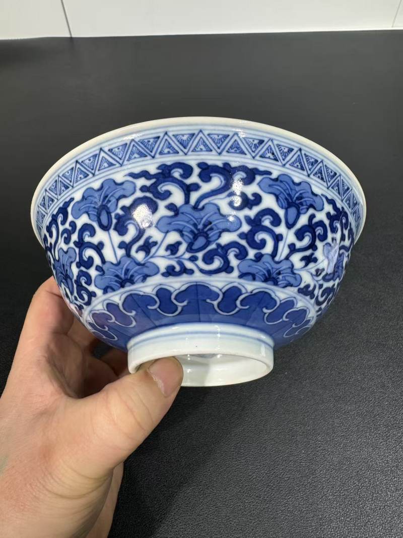 清道光 青花苜蓿纹碗 - 图2