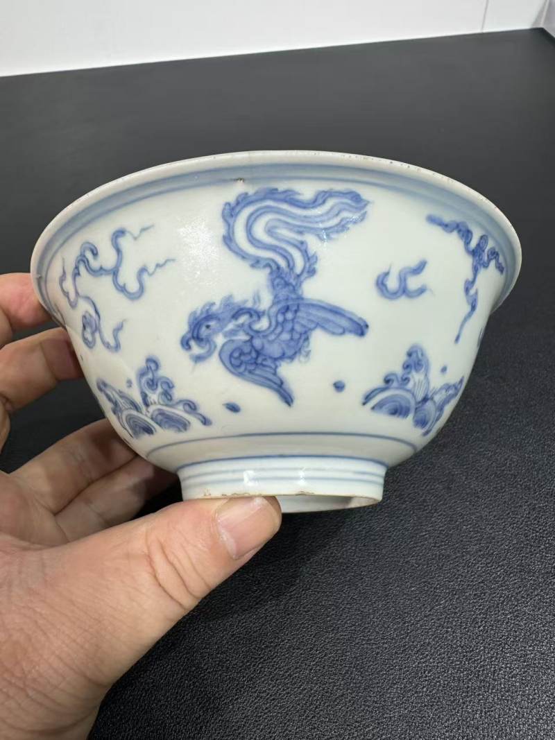 明正德 青花內福山寿海外云凤纹碗 - 图4