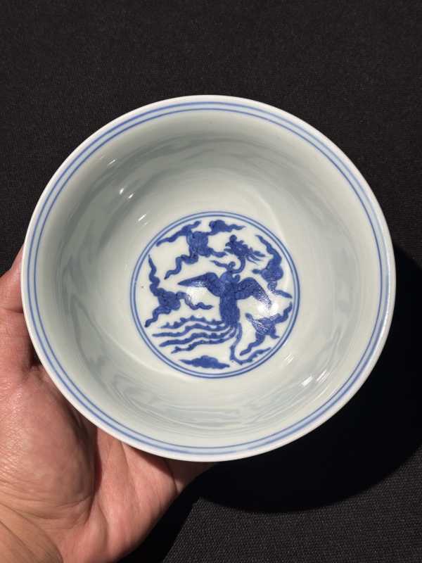 明嘉靖 青花内凤纹外云龙纹碗 - 图10