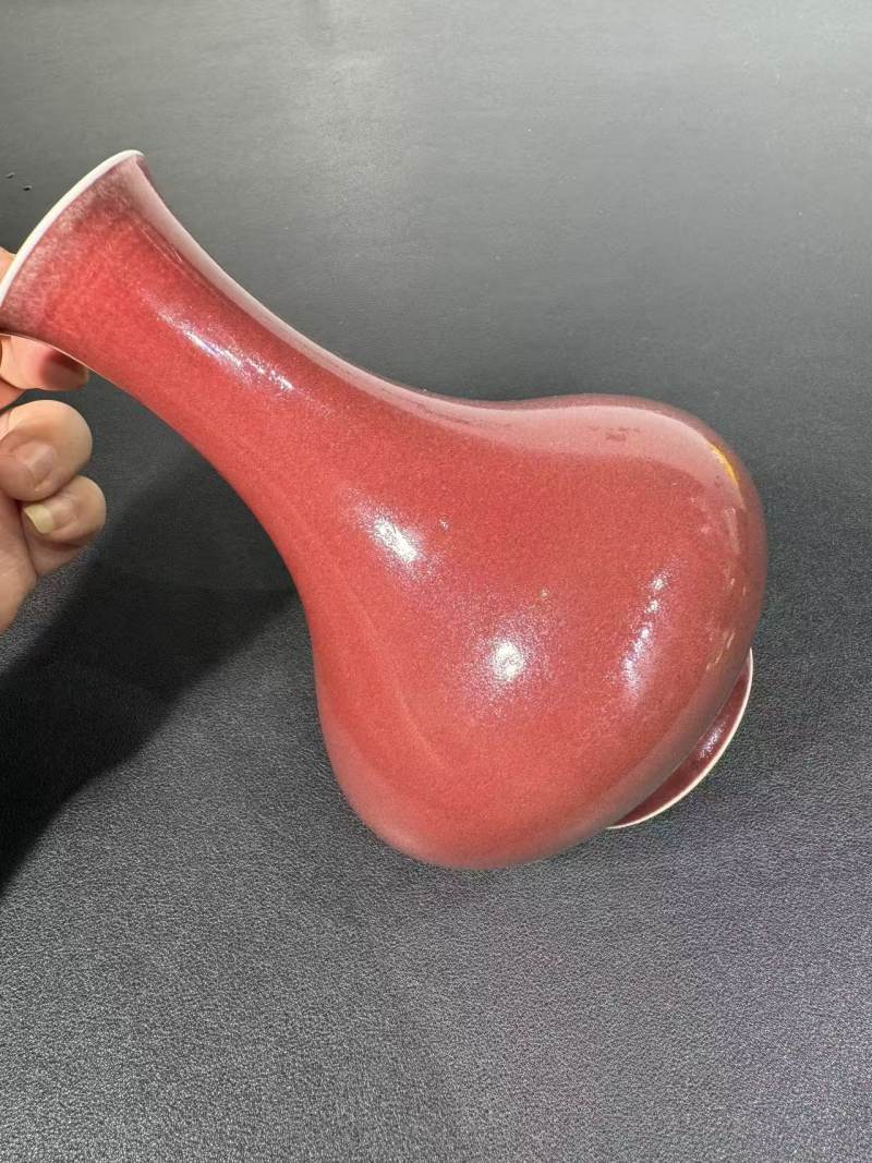 清乾隆 霁红釉荸荠瓶 - 图4
