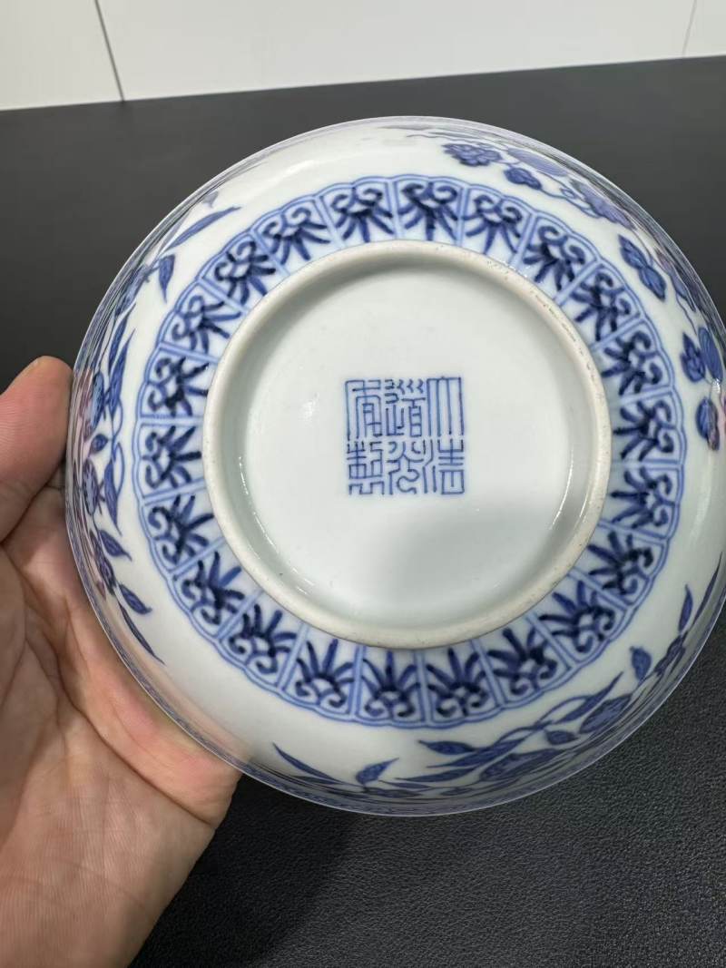 清道光 青花三多纹碗 - 图6