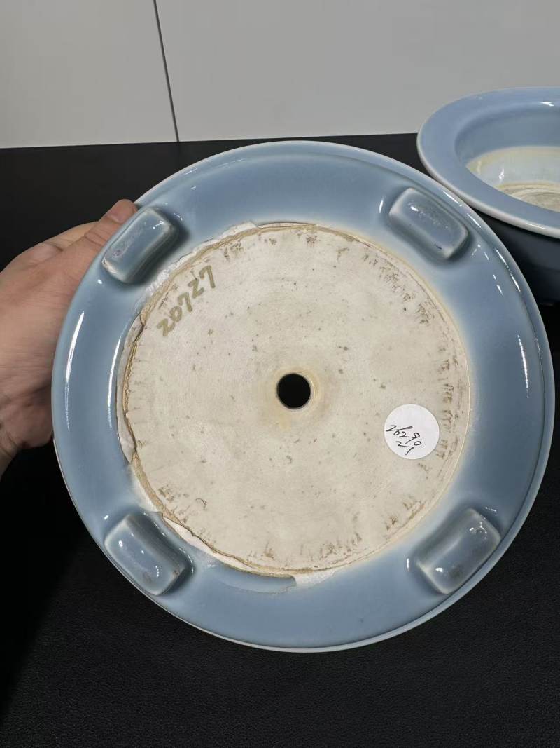 清康熙 天蓝釉弦纹花盆一对 - 图6