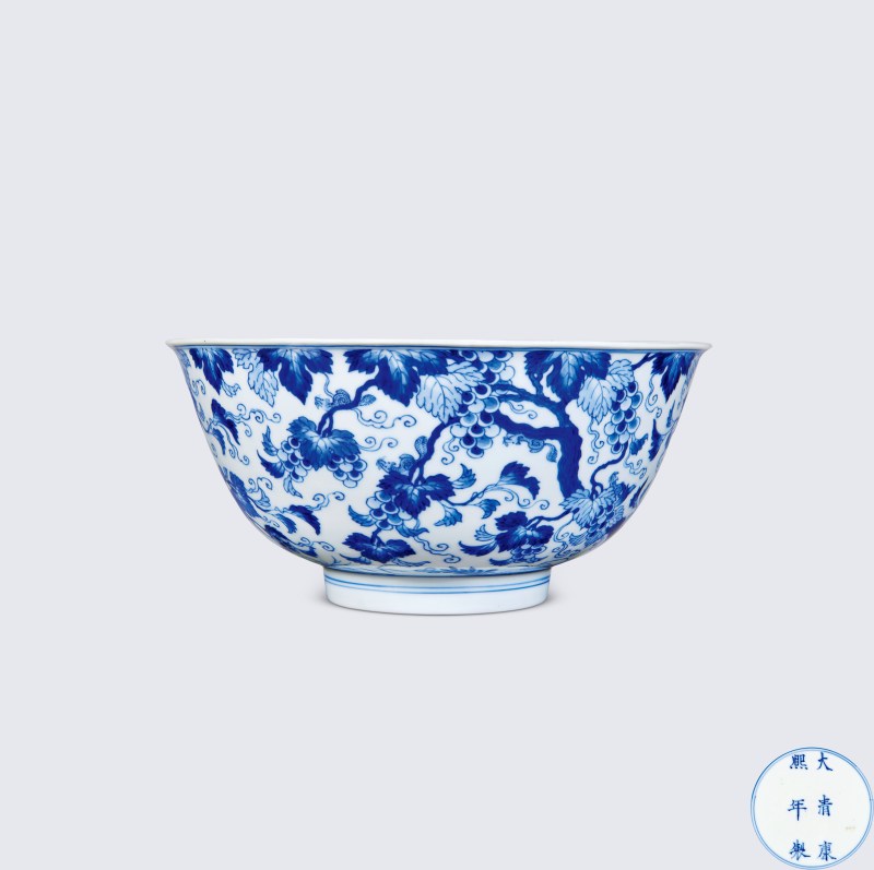 清康熙 青花松鼠葡萄纹大碗