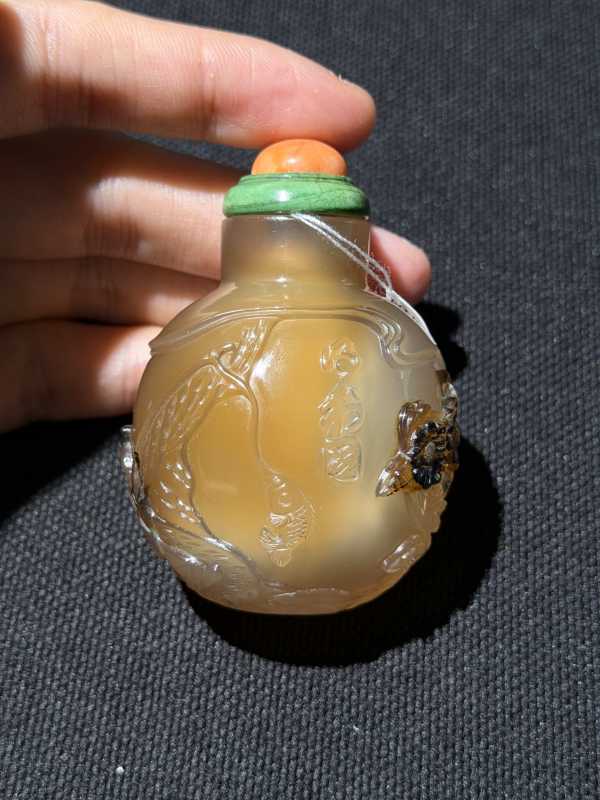 清 苏工玛瑙得利图烟壶 - 图6