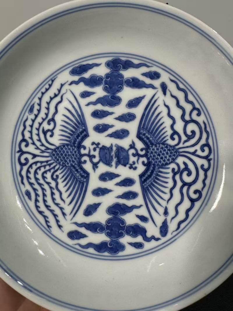 清乾隆 青花对头风纹盘 - 图3