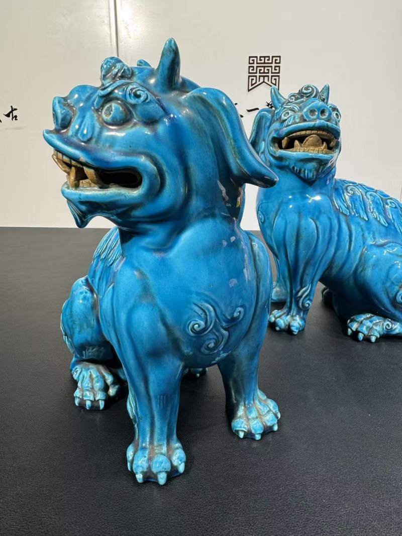清康熙 孔雀蓝釉瑞兽塑像一对 - 图6