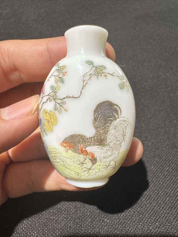 清 料胎画珐琅大吉图烟壶 - 图5