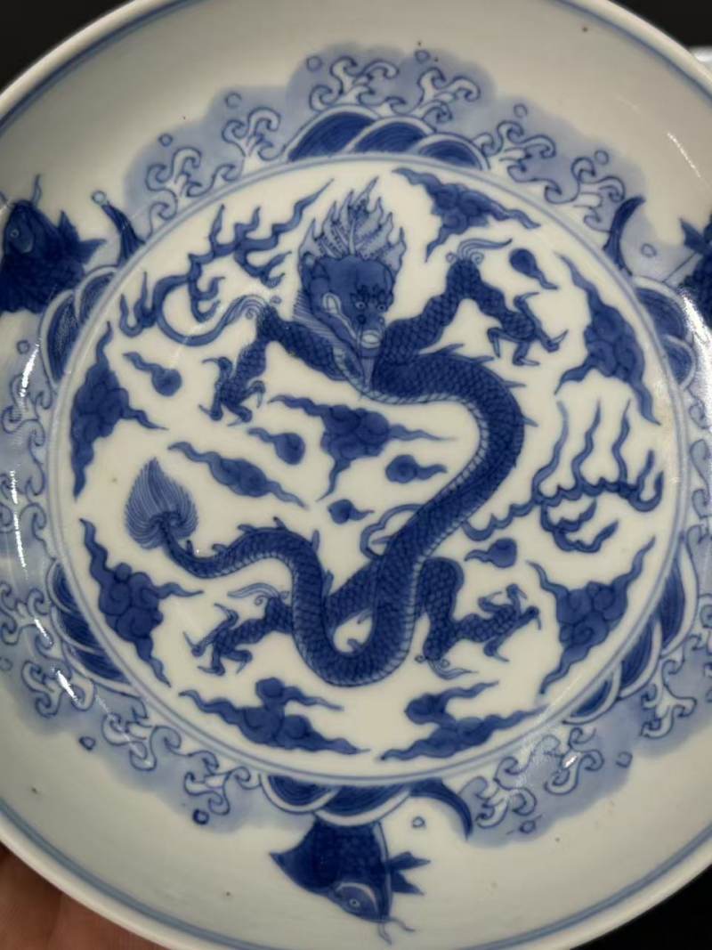 清雍正 青花鱼化龙纹盘一对 - 图4