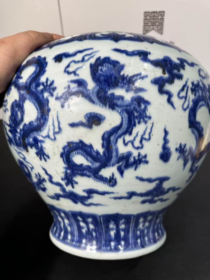 明天顺 青花九龙纹大罐 - 图4