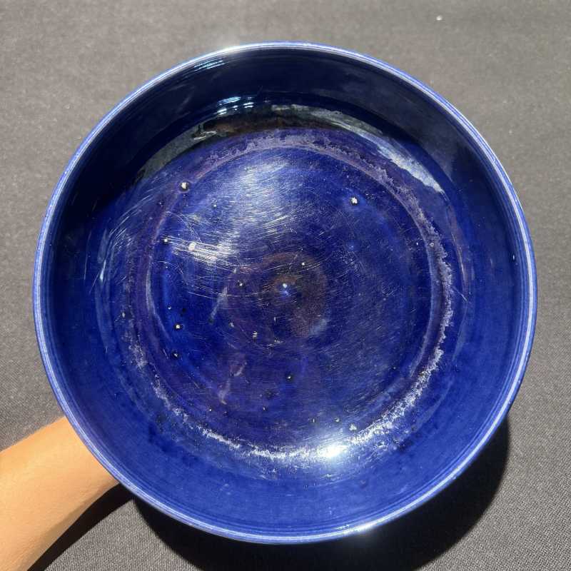 清康熙 茄皮紫釉高足盘 - 图5