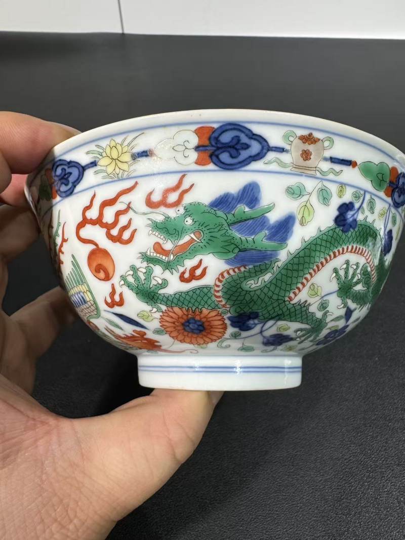 清道光 五彩龙凤纹碗 - 图2