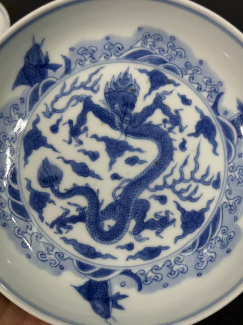 清雍正 青花鱼化龙纹盘一对 - 图5