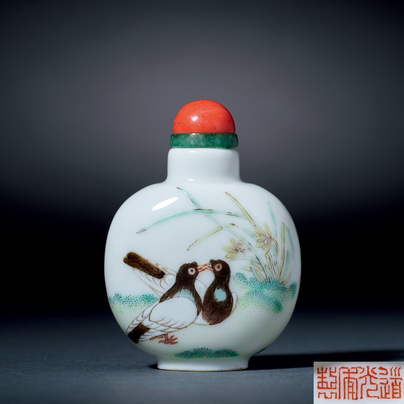 清道光 粉彩双鸽图鼻烟壶 - 图1