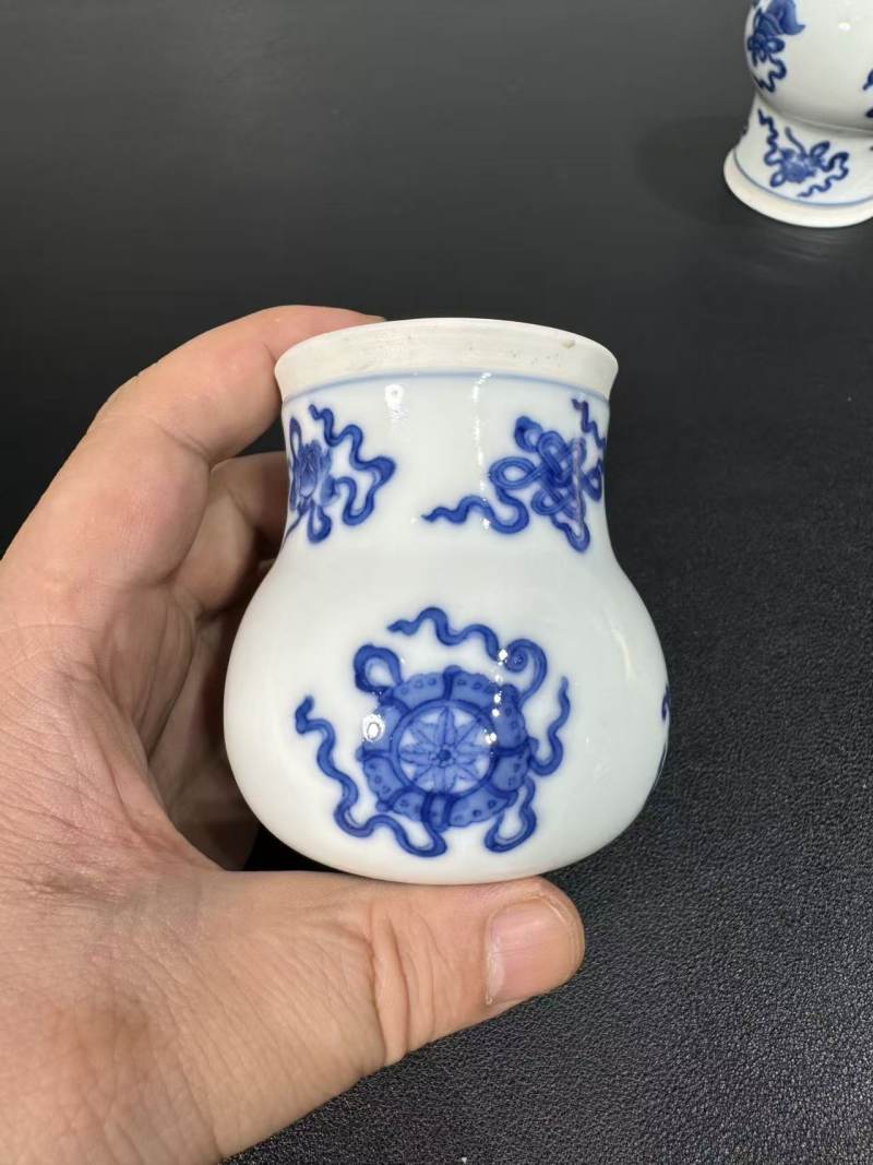 清中期 青花八吉祥纹蛐蛐葫芦一对 - 图6