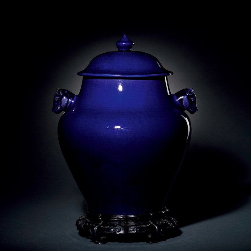 清康熙 茄皮紫釉牺耳尊 - 图1